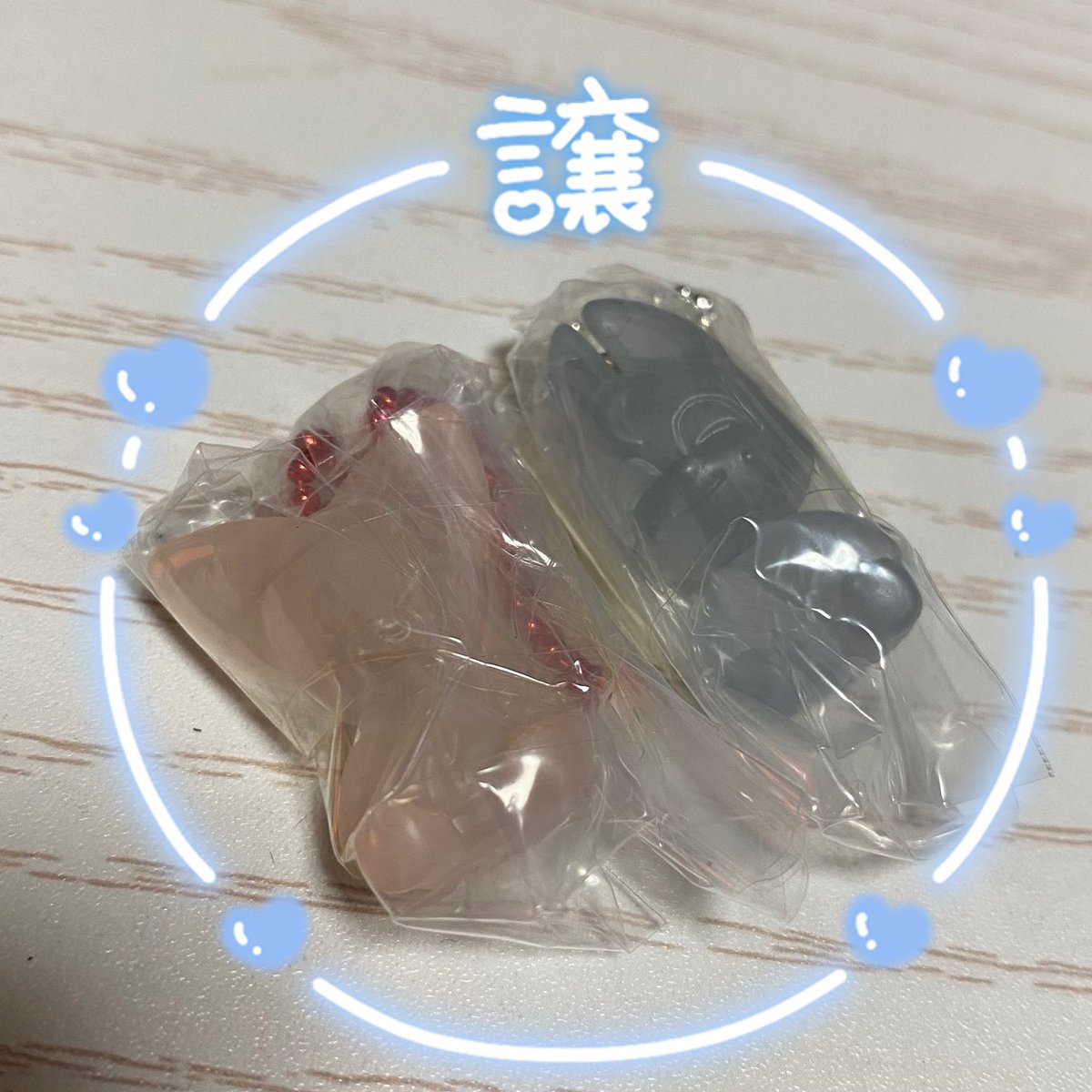 8maetamong's tweet photo. straykids スキズ skzoo グミ&amp;チャーム 交換

【譲】　ウルフチャン 🐺
　　　フォクシニー 🦊

【求】　リービット🐰

郵送での交換希望です。
宜しくお願い致します。 https://t.co/D3aWfsEqIK