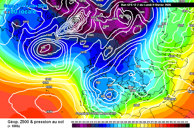 MetRyan96's tweet image. It's very brief, but, we do have a lowland snow risk through Fri/Sat (Scotland Thurs on) 

Colder air spreading South through Thurs into Fri

Wind will likely turn NE'rly later Fri into Sat

So we watch for snow showers off the North sea

Ain't much but

#UKweather #UKsnow