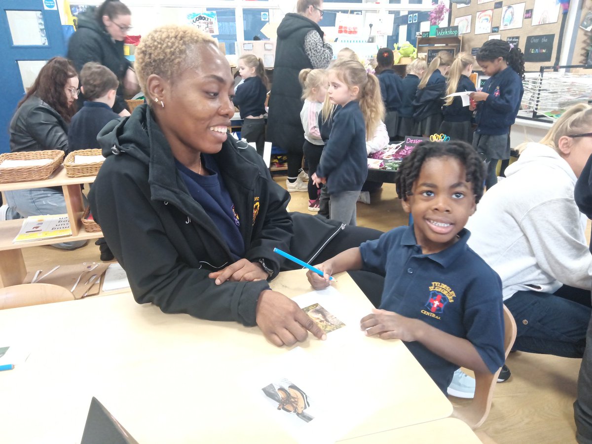 @MrsRSGC tweet media