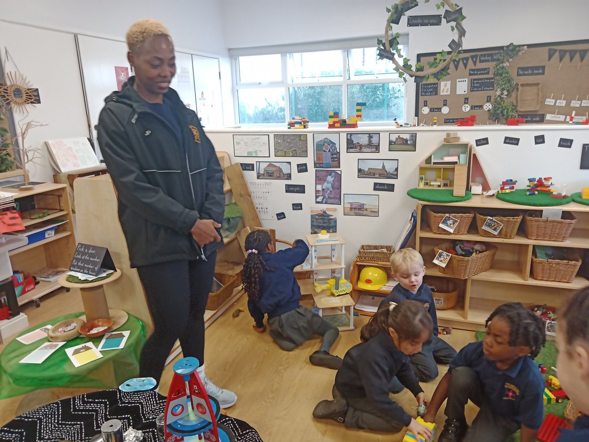 @MrsRSGC tweet media