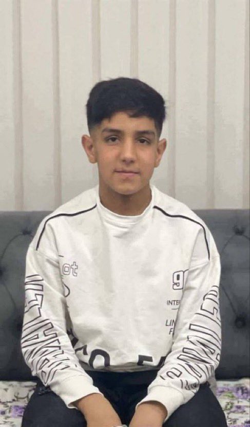 M0rtezaaaa's tweet image. گفتی که شاهکار شما در زمانه چیست؟
بالله که زنده بودنِ ما شاهکار ماست!

#ابوالفضل_وحیدی 
#طاها_هوشیار