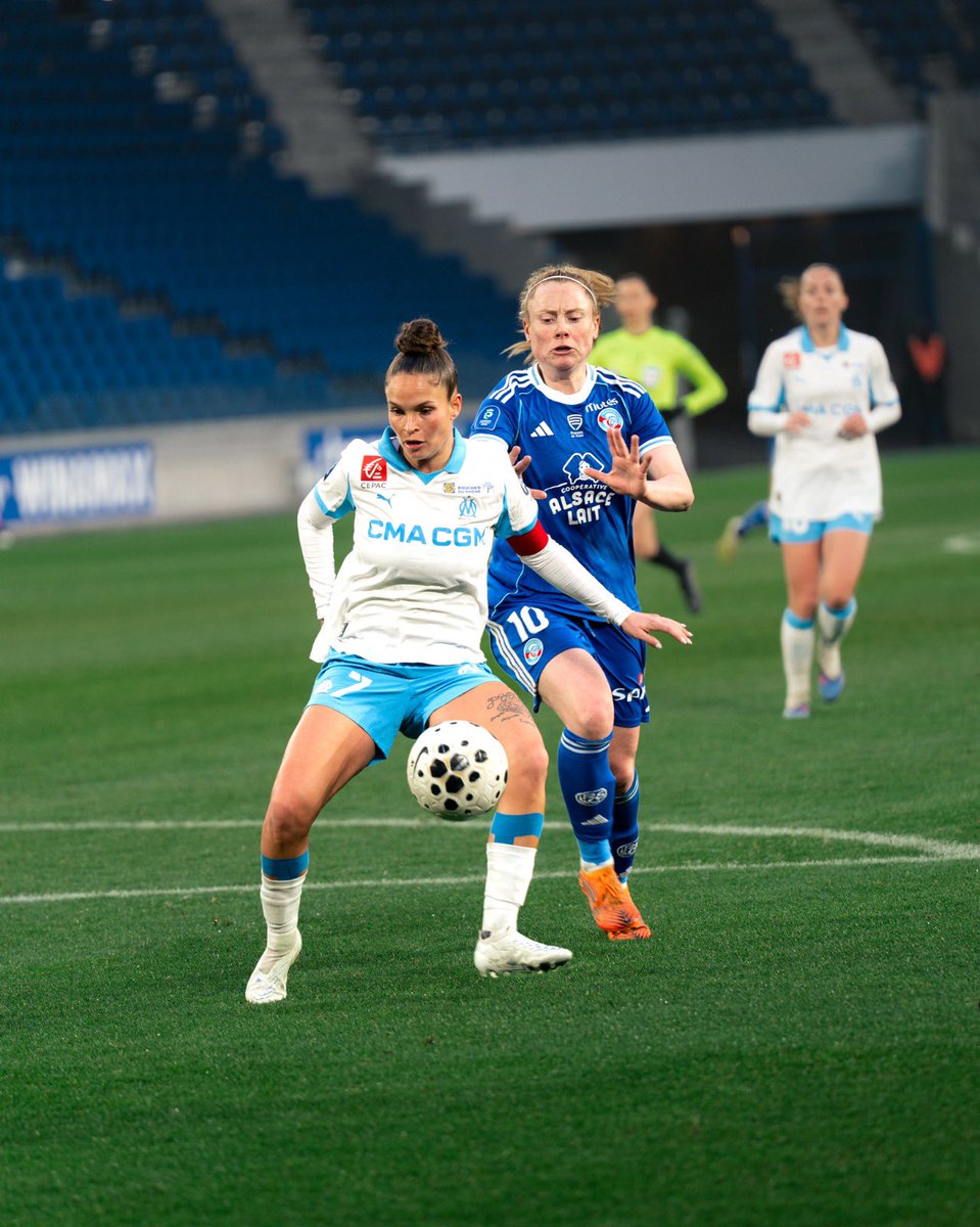 mksportography's tweet photo. 📸 Nouvelle série de photos ! 

Arkema Première Ligue : RCSA - OM 

L’album complet du match : https://t.co/CSEmjq6iED https://t.co/DG9eQBBMfC