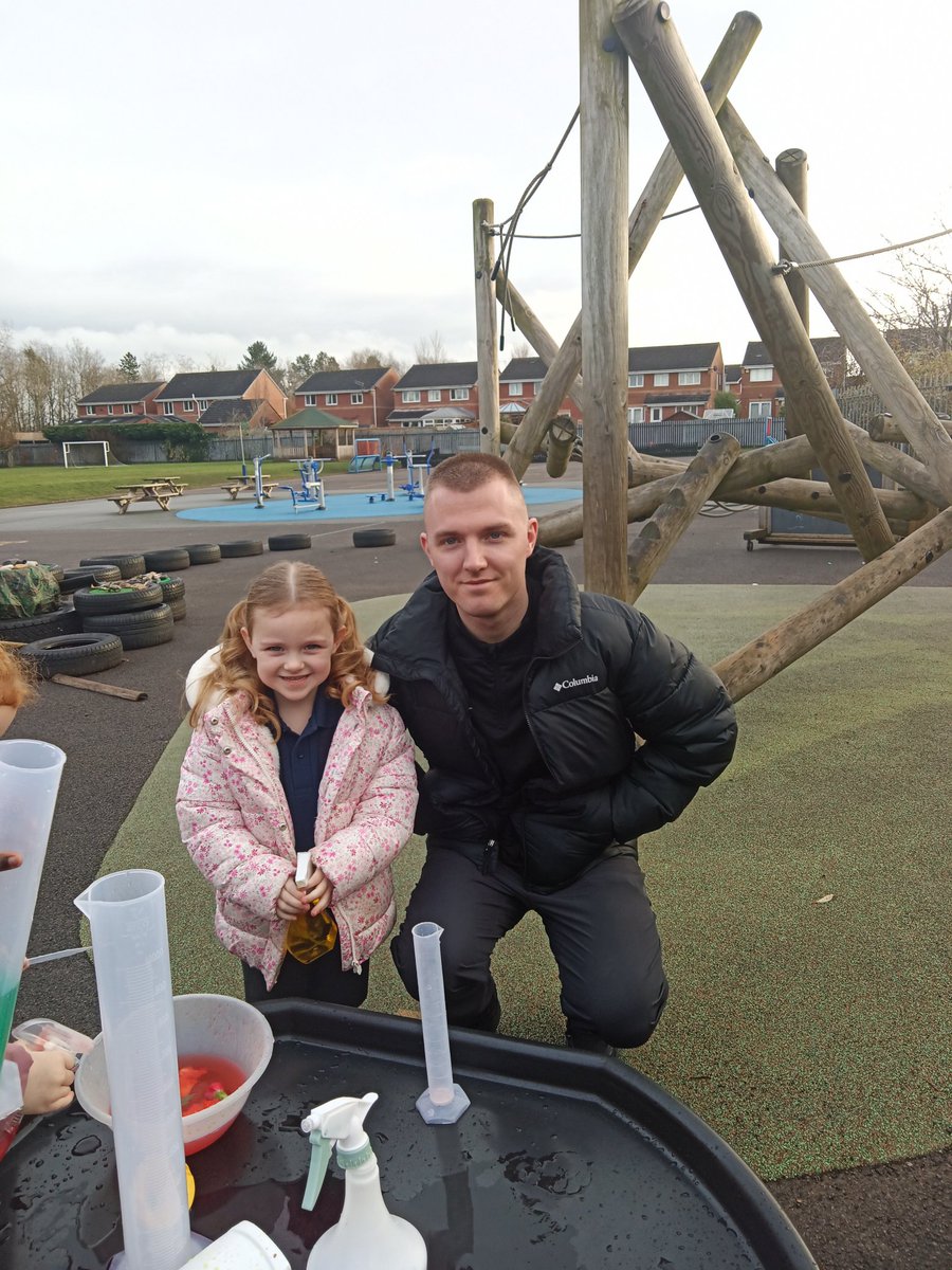 @MrsRSGC tweet media