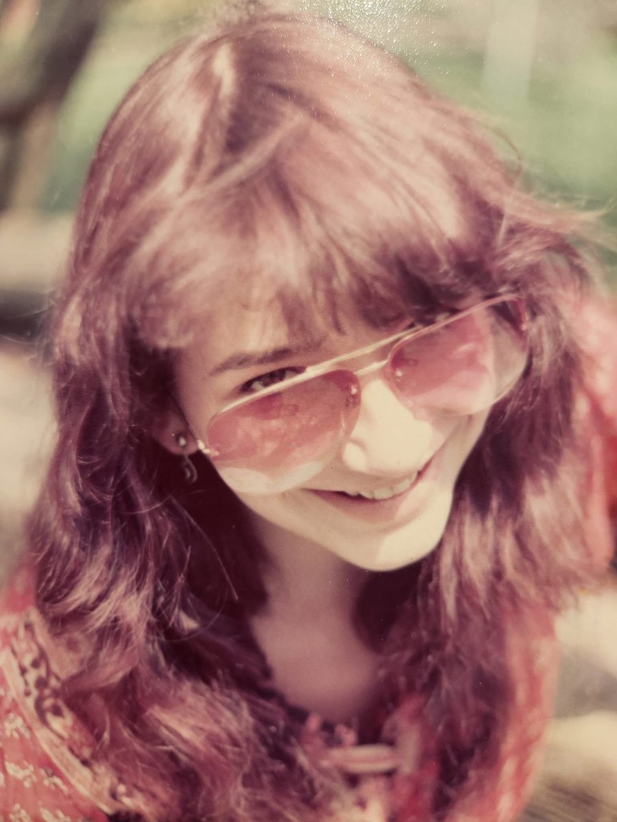 FishPeople Kate Bush tweet media