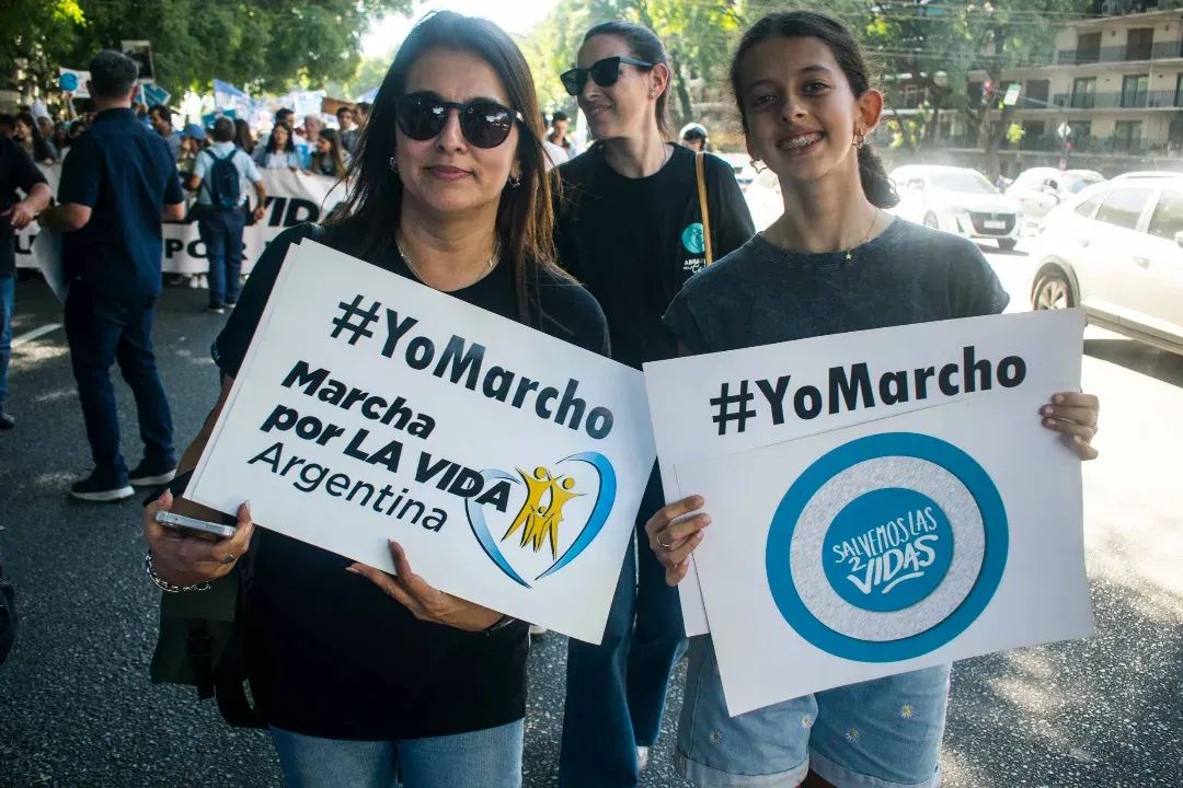 SER PROVIDA se transmite de generación en generación, se comparte y se nutre con la participación activa. 
Sumate  con tu familia a la próxima Marcha por la Vida y decile #SiALaVidaSiempre
#YoMarcho