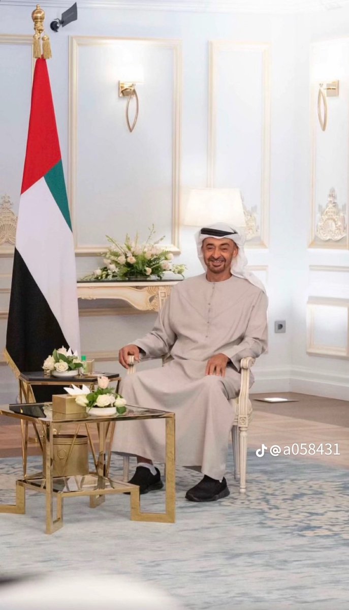 ابتسامة وطن ❤️
حفظك الله وسدد خطاك يا سيدي 

#محمد_بن_زايد_عزنا_وفخرنا