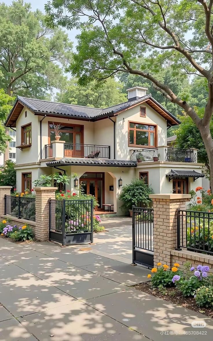 Ayesha (@ayeshatravel) on Twitter photo 