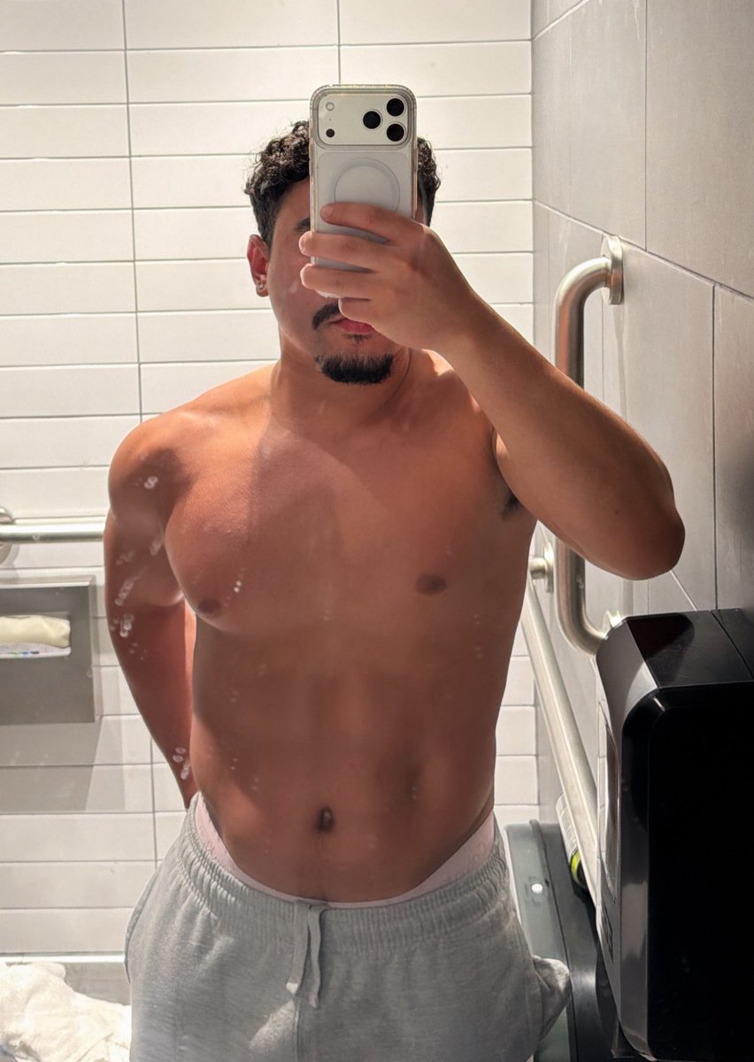 Jonny Rivera tweet media