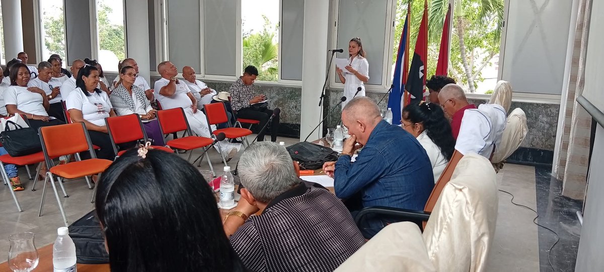 Acopiosantiago's tweet photo. #BalanceGeneral
Analizamos y proyectamos el futuro en nuestra reunión de balance, definiendo las principales metas para el 2026. Centrados en la mejora continua, el bienestar del pueblo y el impulso económico local.
#AcopioSantiago #AgriculturaCubana https://t.co/7Rixo5pkNO