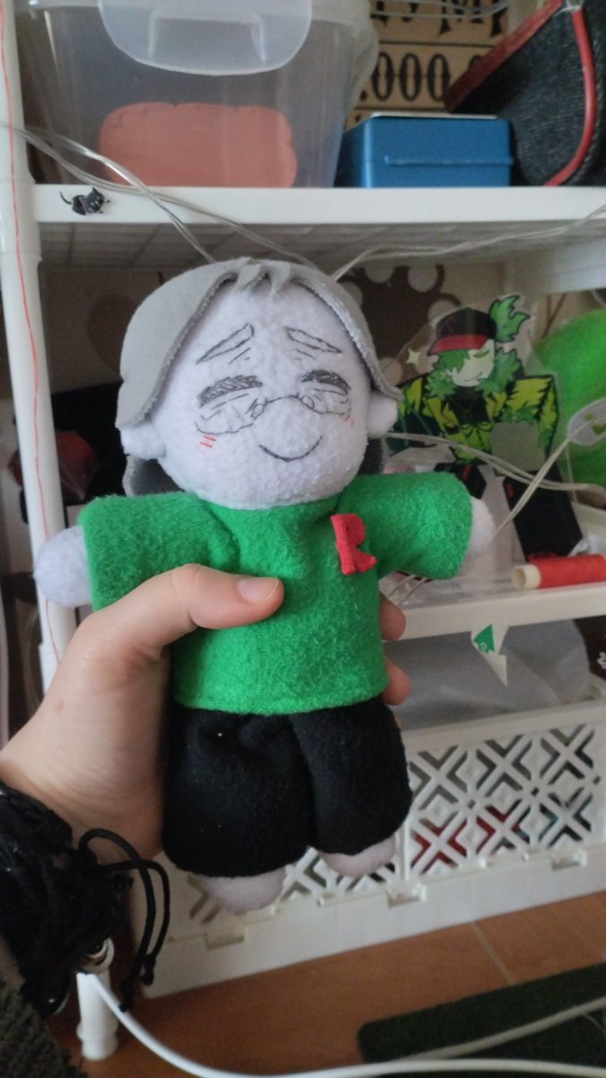 Vaite00's tweet photo. Plush Mayor Thaniyel!!

#BlockTales #ROBLOX https://t.co/XaXPRRZ3wC