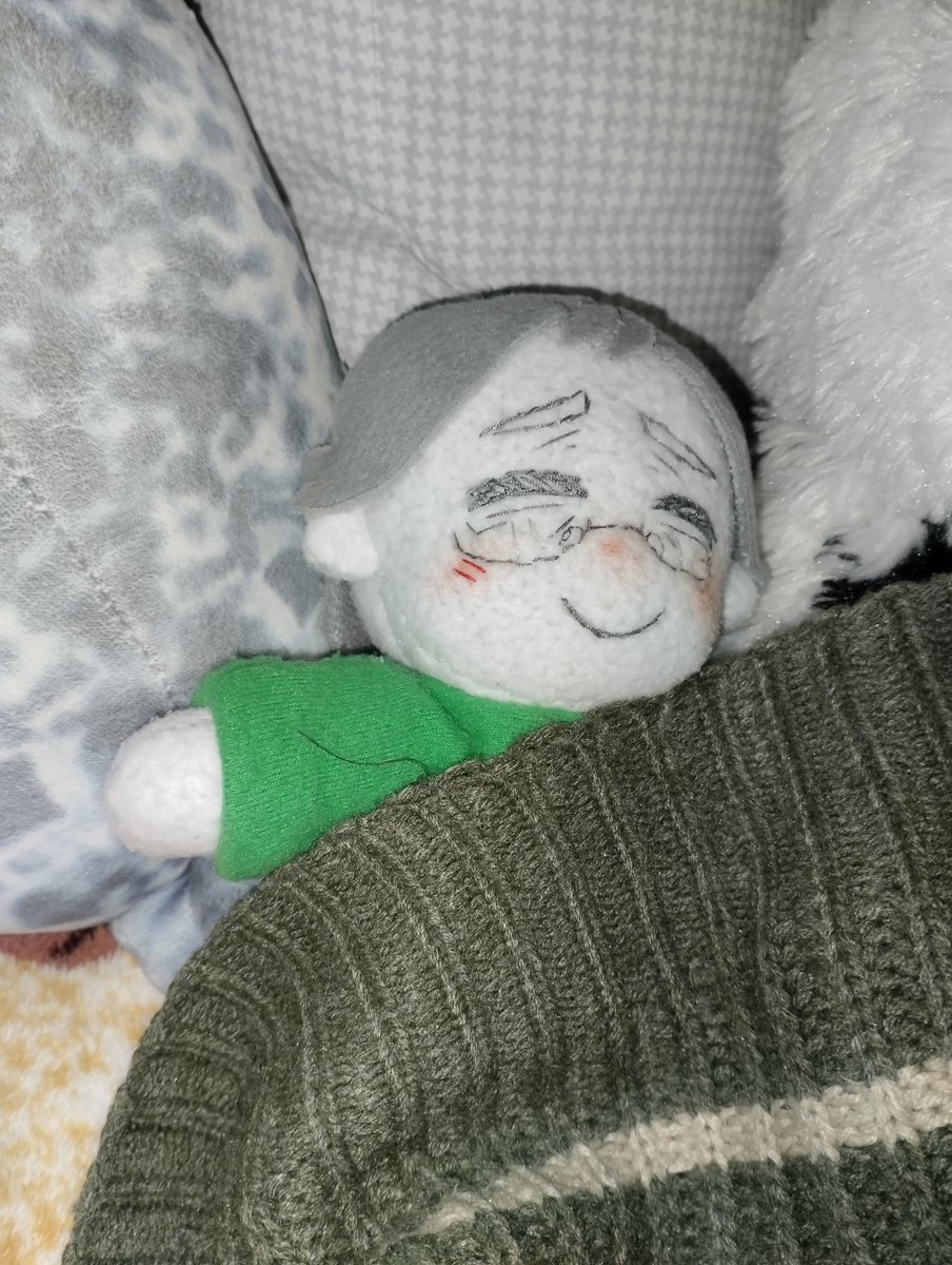 Vaite00's tweet photo. Plush Mayor Thaniyel!!

#BlockTales #ROBLOX https://t.co/XaXPRRZ3wC