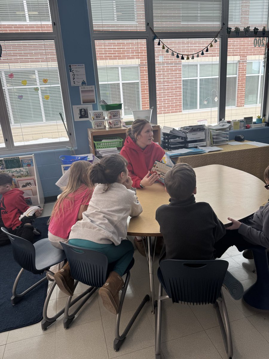 LHSVarsityLClub tweet media