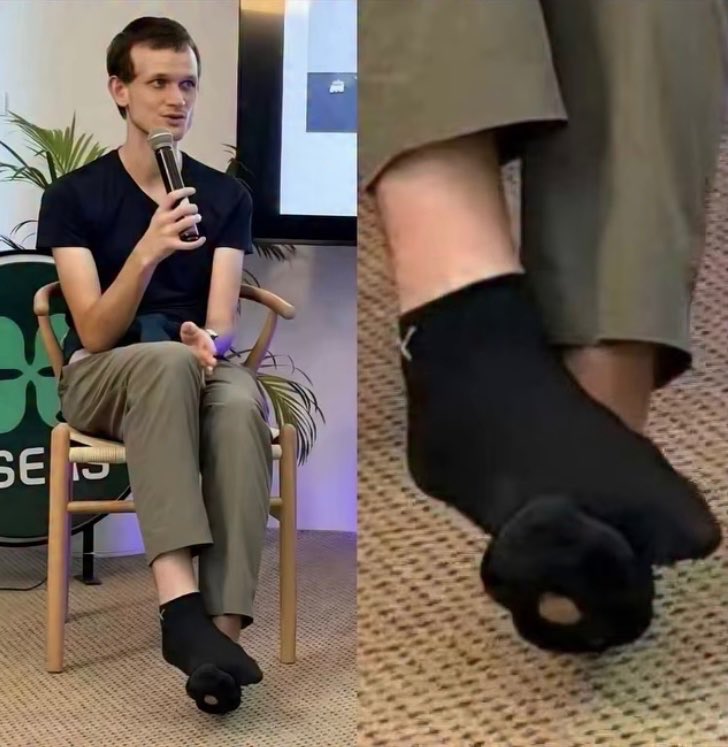 Nigga dumps millions worth of ETH daily and can’t even afford a pair of socks