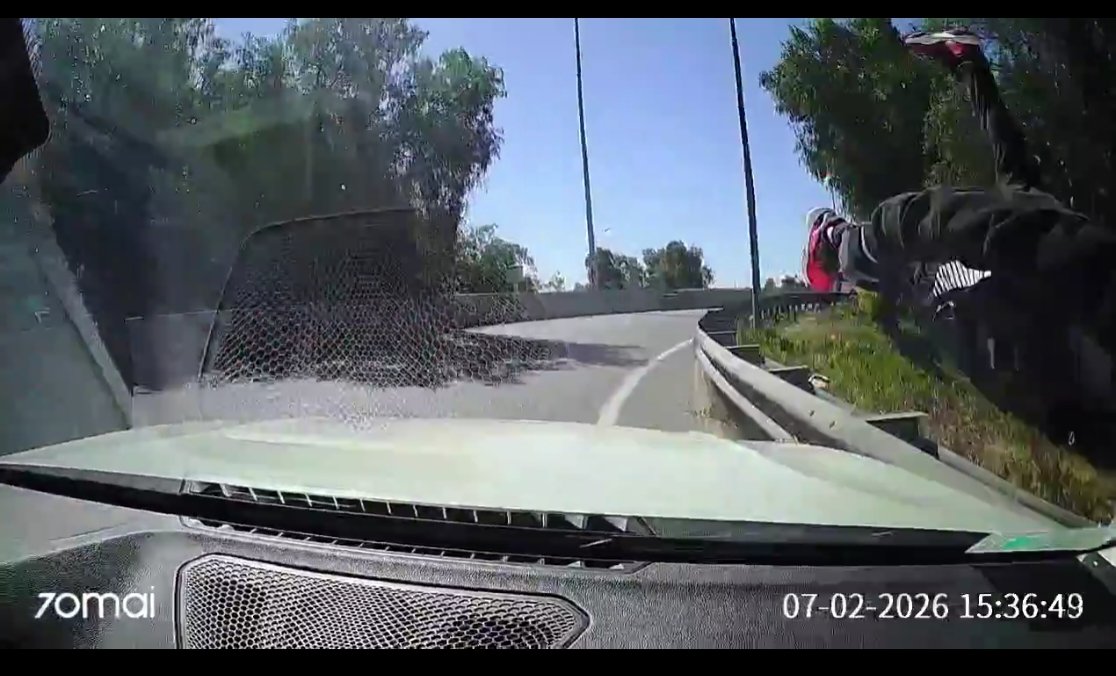 Valentine tweet media