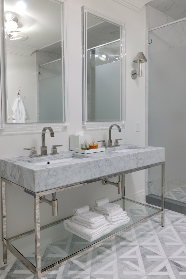 GenevaCabinet's tweet image. When we design a spa bath, we’re designing a pause. A natural, grounded space that gently pulls you out of the everyday.
genevacabinet.com #SpaBath #WellnessDesign #HomeRetreat #LuxuryBath #InteriorInspiration #QualityConstruction #GenevaCabinet #LakeGenevaWi