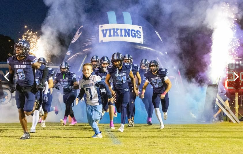 Coach_Allen33's tweet photo. Hoggard Football Youth Camp (Ages 6–Rising 8th Grade)
June 15–19, 8:30–11:30 a.m.
SAVE THE DATE! One of my favorite weeks of summer!

Hoggard Vikings Football
John T. Hoggard Athletic Booster Club

Register here: https://t.co/i11nAWUA2c

@JTH_Vikings @CUnderwood46 @joe_welliver #HoggardFootball #1TEAM