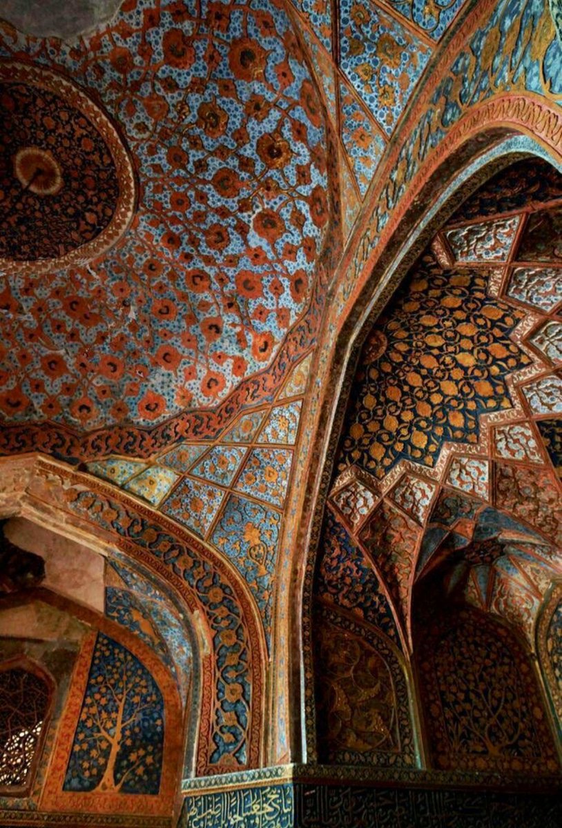 "Bir yılda olmayan, bir anda olur Allah'a güvenin."