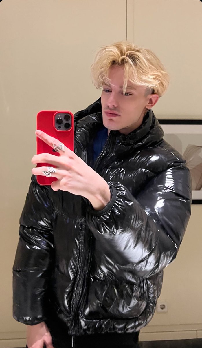 Post by Nicholas🪽 on X: 🙋🏼‍♂️