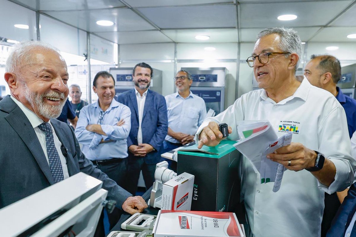 LulaOficial's tweet image. 🔹 34 novas ambulâncias do SAMU entregues para os municípios do grande ABC

🔹 Entrega de equipamentos para a Atenção Primária de Mauá

🔹 Assinatura da ordem de serviço para a construção de uma nova policlínica e uma UBS em Mauá

🔹 Carreta do Agora Tem Especialistas realizando…