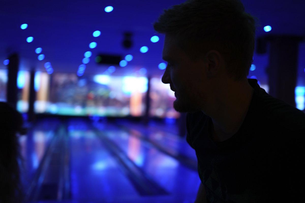 RBTV_Koeln's tweet photo. Unser Community Bowling Abend war ein Volltreffer! 🎳

Tolle Leute, viel Gelächter und eine richtig schöne gemeinsame Zeit.
Danke an alle, die dabei waren.
Genau dafür lieben wir unsere Community!

Wiederschaun!
Reingehaun!

#rbtv #rocketbeans #bohnenliebe #Community #cgnbeans https://t.co/sekfGR2113