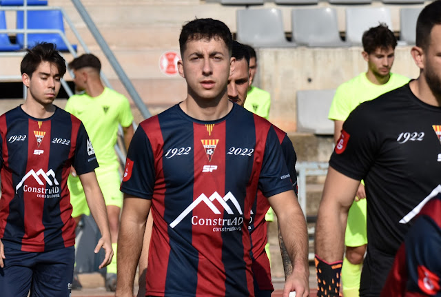 ATENCIÓ SORTEIG! Voleu guanyar una samarreta del centenari del <a href="/cfgavaoficial/">C. F. Gavà</a> ? Doncs només heu de dir en aquest fil quin objecte de l'exposició "Símbols del CF Gavà" us ha agradat més. Entre tots els participants farem un sorteig el dia 2 de març. #Gavà