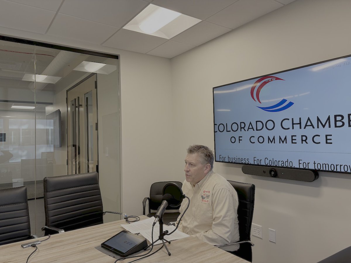 ColoradoChamber's tweet photo. Should Colorado tax vacant homes? 🏠 This week on Colorado Chamber Office Hours, we explore HB 1036, its potential impact on affordable housing, and what it could mean for communities statewide. 🎧 https://t.co/drqd7Ym6UV @CO_Municipal @COREALTORS https://t.co/fKcLIQA7iU