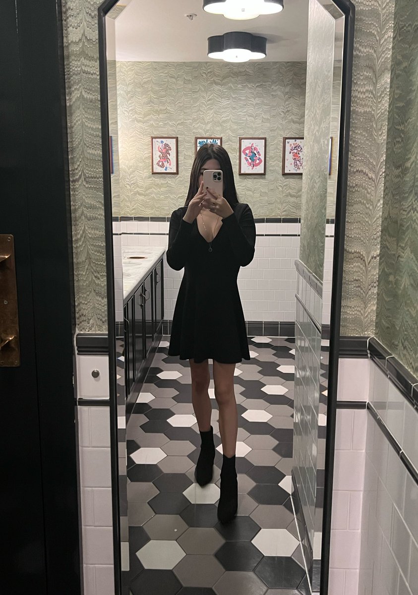 princess lilith 𝜗𝜚⋆₊˚ tweet media