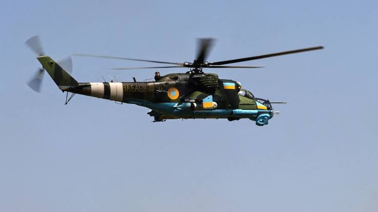 SU_57R's tweet image. #BREAKING 🇷🇺🇺🇦 Ukrainian channels report that an AFU MI-24 helicopter was shot down while conducting an operation this morning. The crew was KIA. 

The helicopter was reportedly shot down by an R-60 missile attached to a Geran drone.