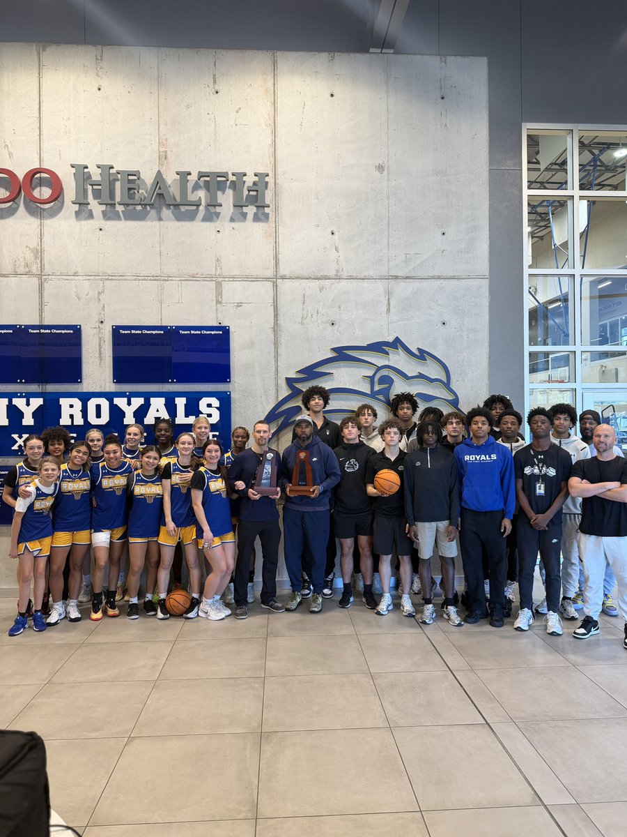 TFA_Athletics's tweet photo. This weekend both #LadyRoyalsBasketball and #RoyalsBasketball won district championships, marking the first time since 2017 that both teams won their Districts in the same season! Historic. 

#DevelopingChampions 
#GoRoyals https://t.co/npmyGvo2vv