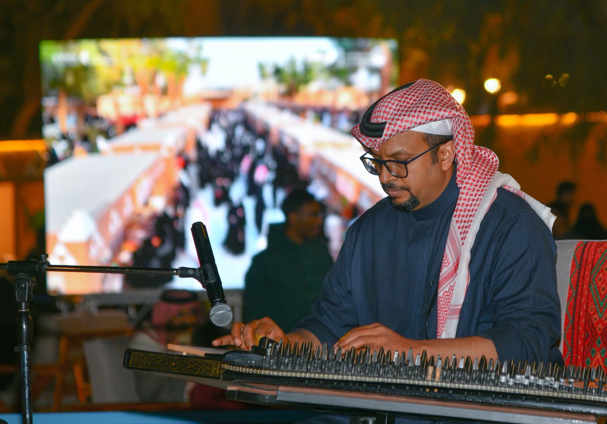 عالم الخرج للتمور والقهوة السعودية |KFSDC tweet media