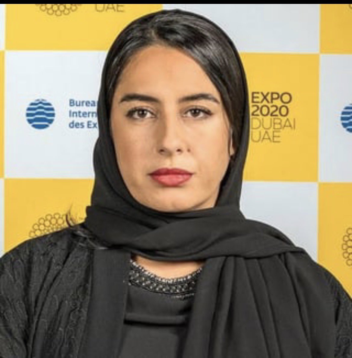 abierkhatib's tweet image. She’s whoring out her sister to a child predator 😱

What a massive piece of filth!