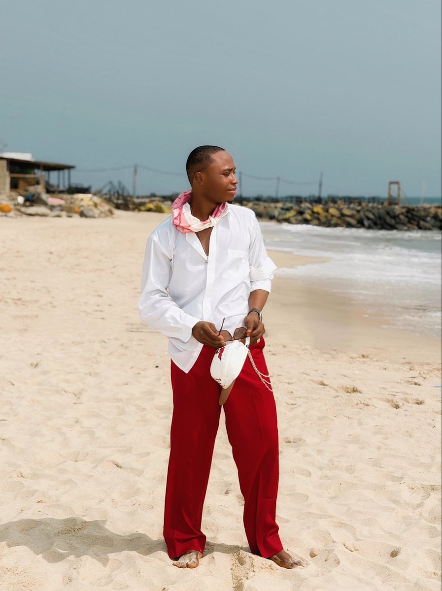 stephenezekiel_'s tweet photo. Meet me at the shore. 💌 https://t.co/ZBTiJhC8ri