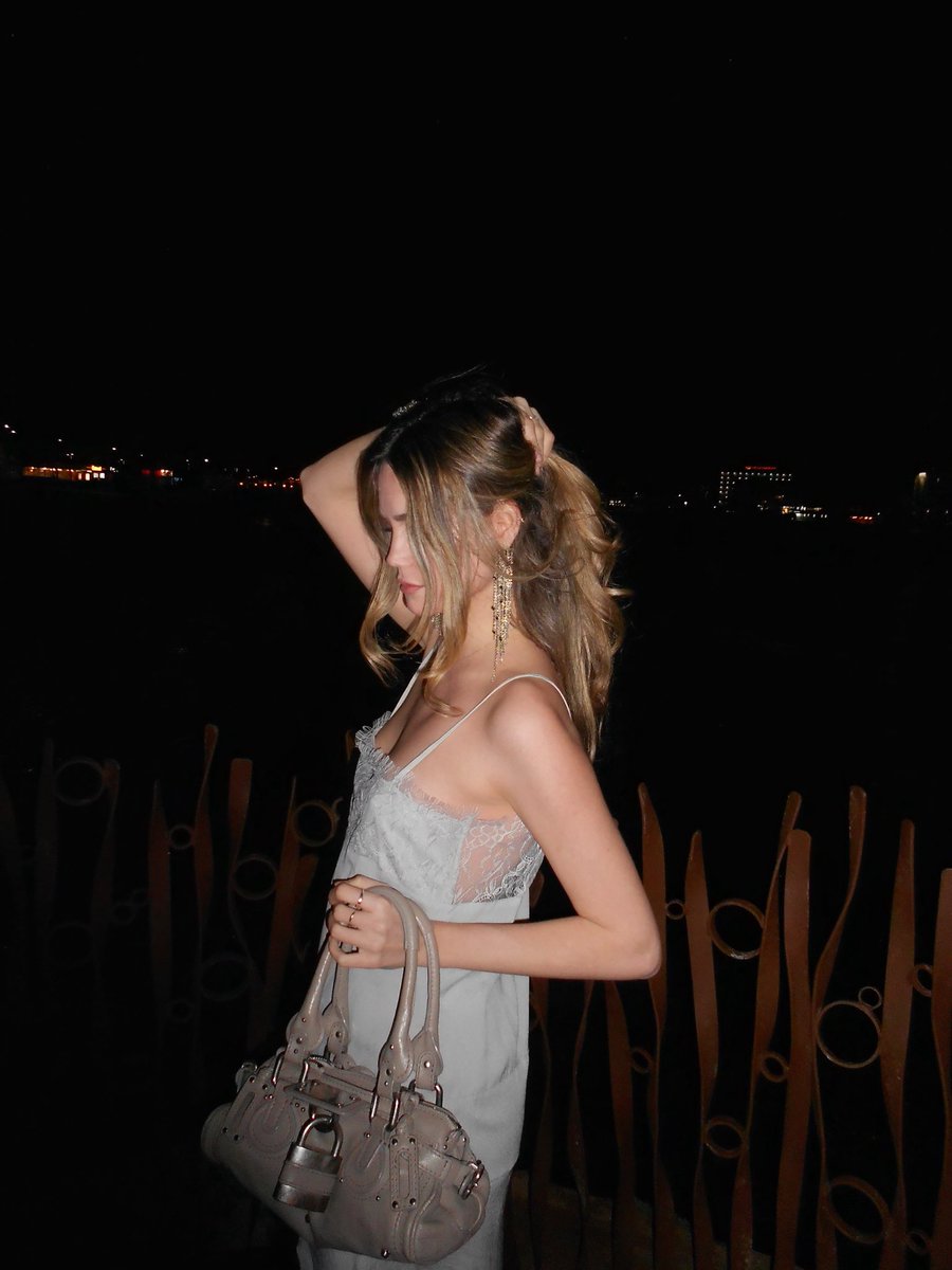 𝐹𝑙𝑜𝑟 𝑆𝑎𝑛𝑎𝑏𝑟𝑖𝑎 tweet media