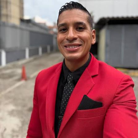 EL FINAL DE TODO JALA BOLAS. 
DESPEDIDO DE VTV.