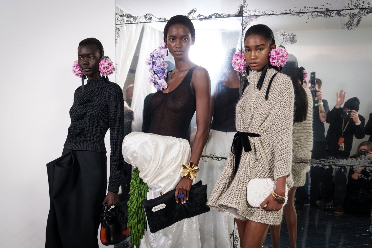 FFChnnel's tweet photo. “There is no finished garden – only one that is continually forming.” #Christiandior #Jonathananderson #Hautecouture #SS26 #Paris #Backstage Ph. Launchmetrics https://t.co/QgEUMQzh0s