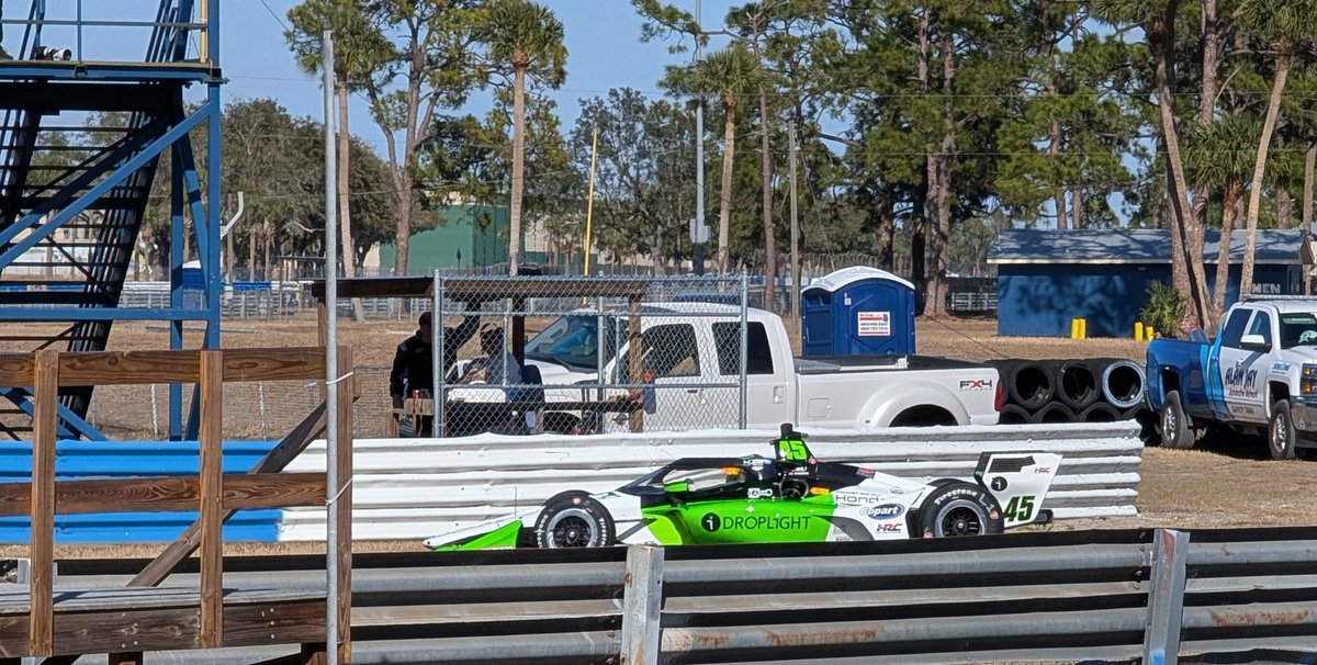 Wendy Anderson 🏎🍎📚 tweet media