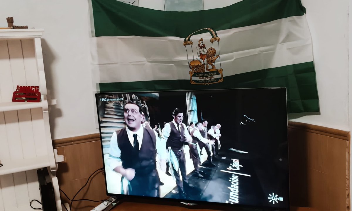 #36CarnavalesS2 #COAC2026 #Cádiz #ComparsaElPatriota #LoNuestroLoPrimeroSiempre 

"...a pedir paz y esperanza
bajo el sol de nuestra tierra..."

TE ADORO, ANDALUCÍA O NADA 
.
.
.
💚🤍💚