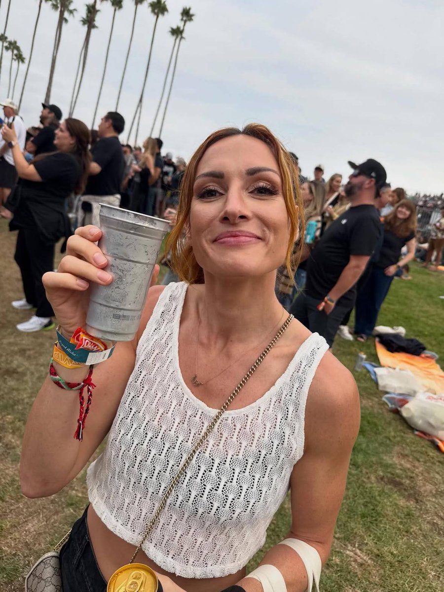 GOAT Status. |Not @BeckyLynchWWE.| tweet media