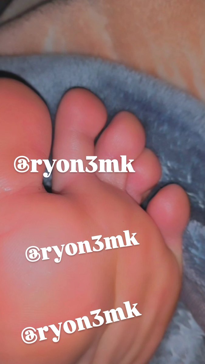 ryon3mk's tweet photo. عمك ريون ، تبي مقاطع/صور لرجولي بإشتراك شهري ؟ 😜
سوي لي فولو وتعال خاص https://t.co/dLxYoONrxP