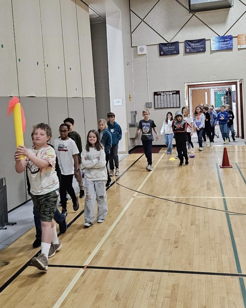 cmsd12's tweet image. Students in Mrs. Doane’s PE class went for the gold today—trying out Olympic sports and even lighting a flame in our own opening ceremony! 🔥🏅 What an amazing day to be a Gold Camp Cougar! 🐾💛
