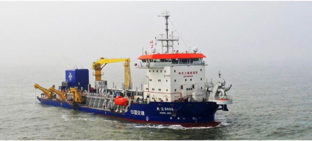 Cumpliéndole al País y al Caribe informamos que la Draga en mención ya está en Bquilla. Se encuentra en fase de alistamiento para iniciar labores mañana. <a href="/MinTransporteCo/">MinTransporte</a> <a href="/asoportuaria/">Asoportuaria</a>