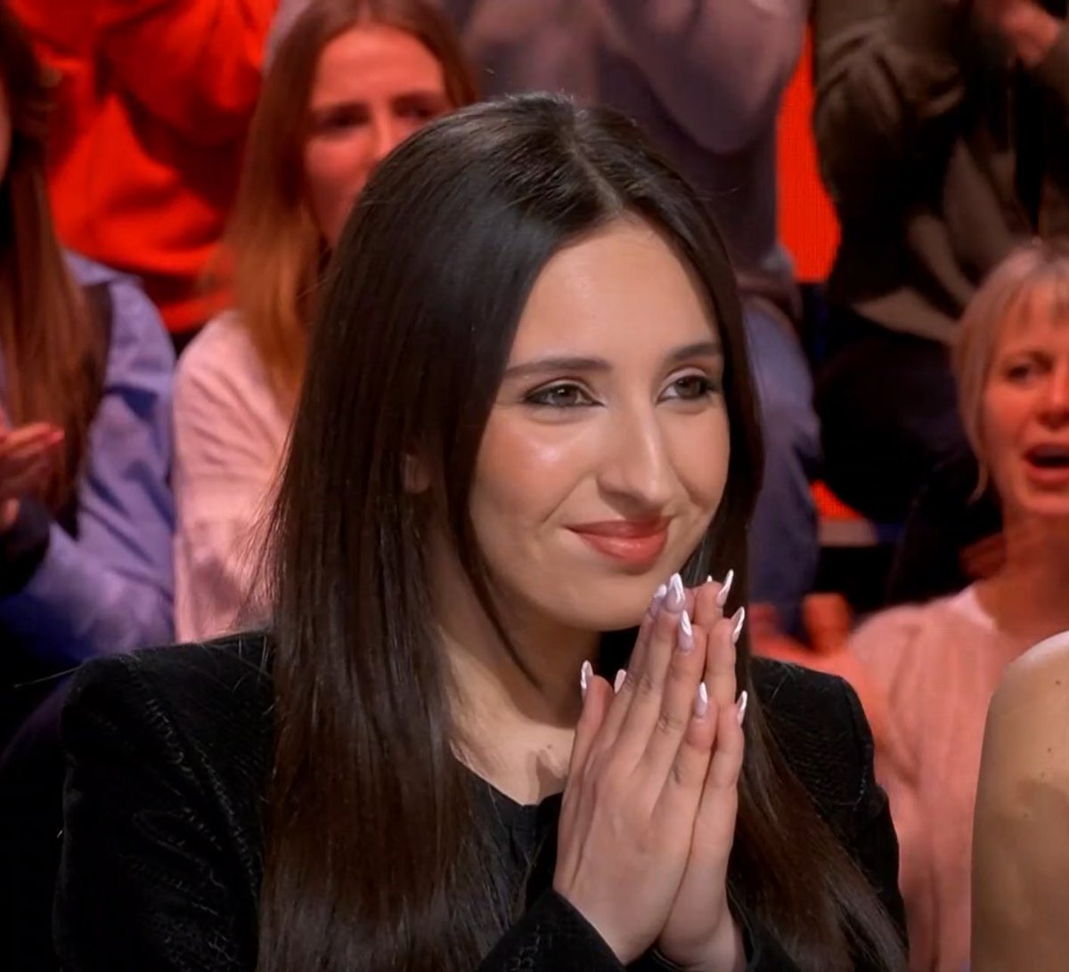 amberupdate's tweet image. 𝐀𝐦𝐛𝐞𝐫 𝐉𝐚𝐝𝐚𝐡 sous les lumières de Quotidien.