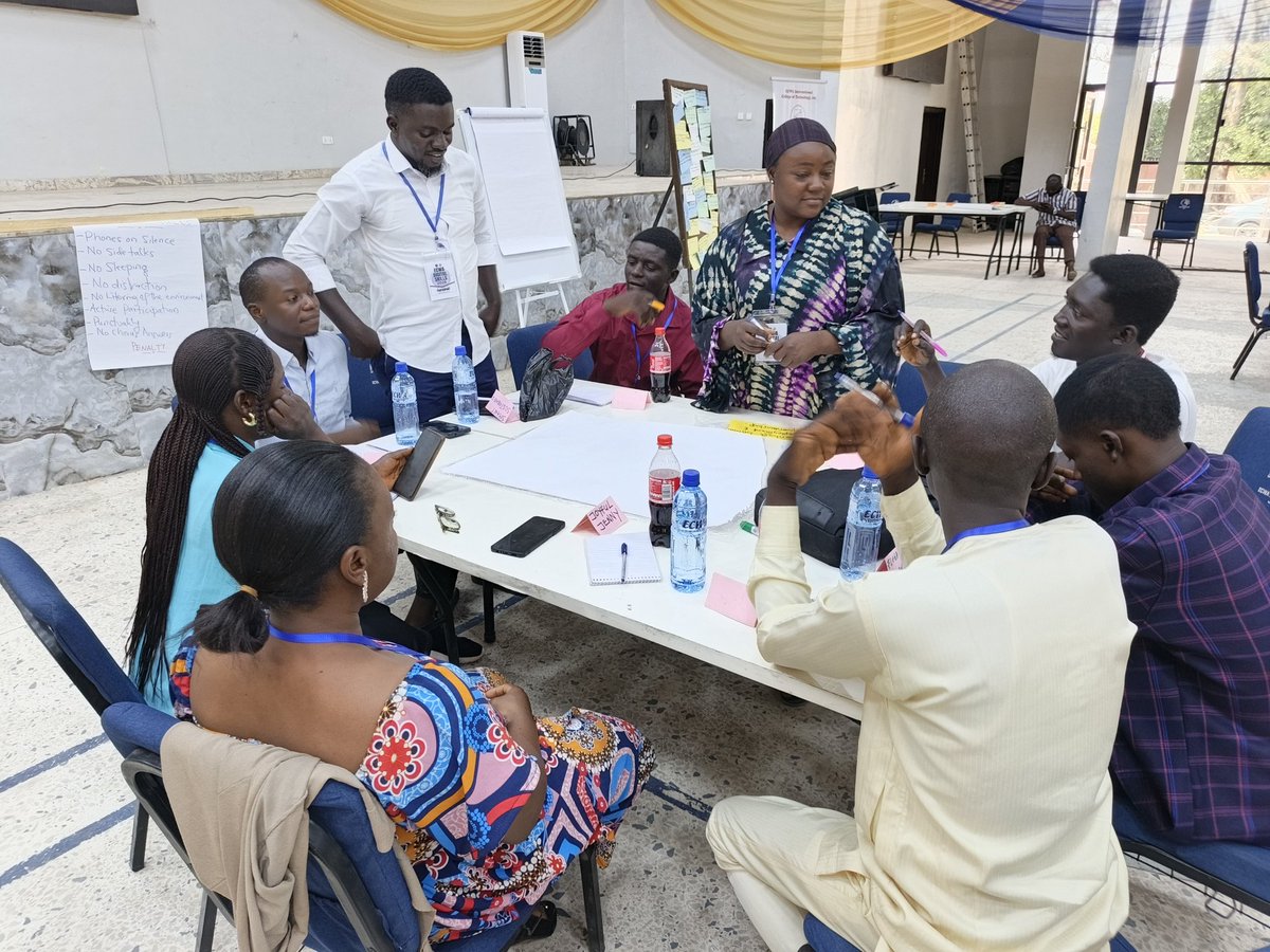 ecwatechnology's tweet image. Finding a career path has always been a tough decision. Whether to work 9 to 5 or be self employed or be an entrepreneur. Today, our participants were taught and INSPIRED on a career path...
#icsslearn #eictjos