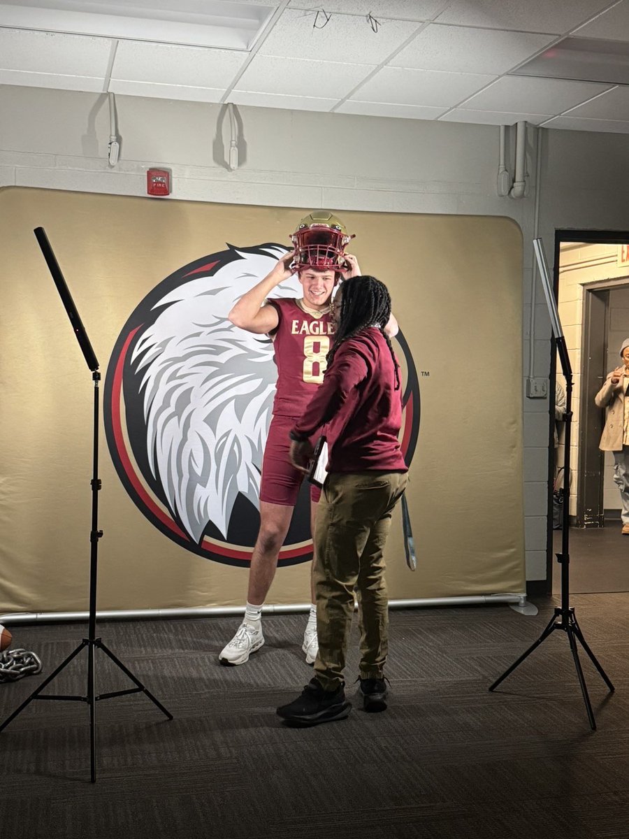 max_yount_'s tweet photo. Great day at Bridgewater college thank you @CoachKBarr for having me up! @raisethebar_ad @coachglass52 https://t.co/1L0A6XcPiO