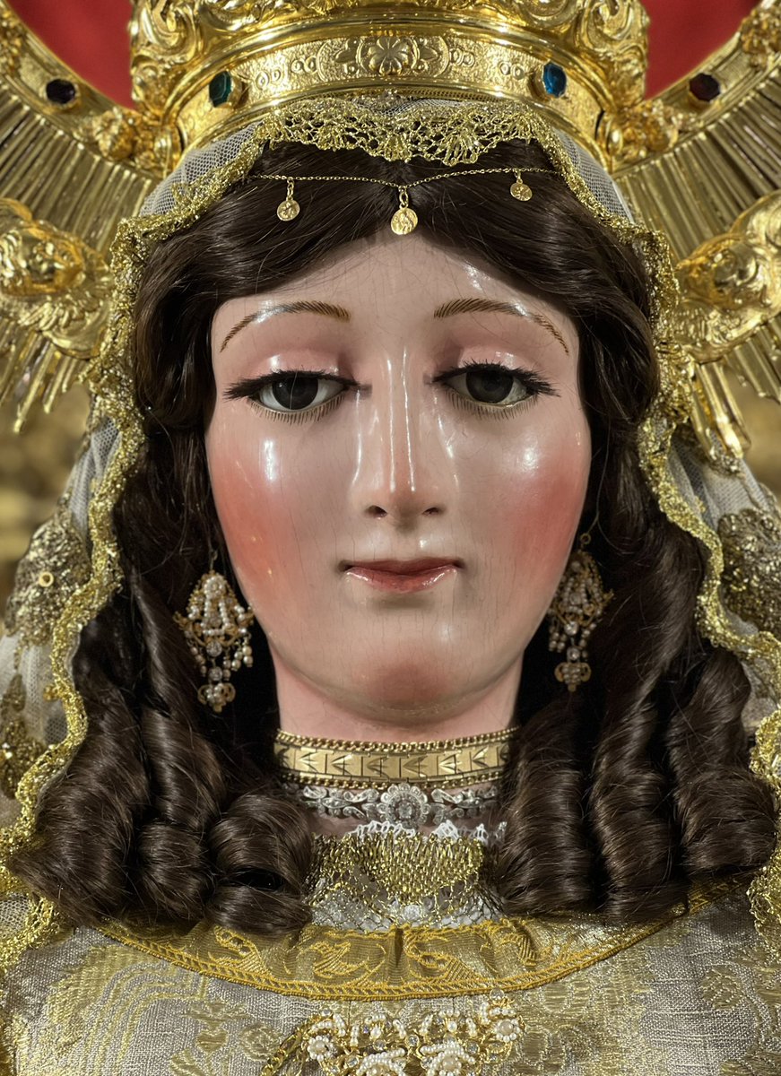 La mirada que cambió nuestras vidas. 

Lunes de ti.
Que descansen. Buenas noches.

📷: <a href="/JavierOsunaB/">Javier Osuna</a> 
#RemediosDeEstepa #estepa #sevilla #andalucia