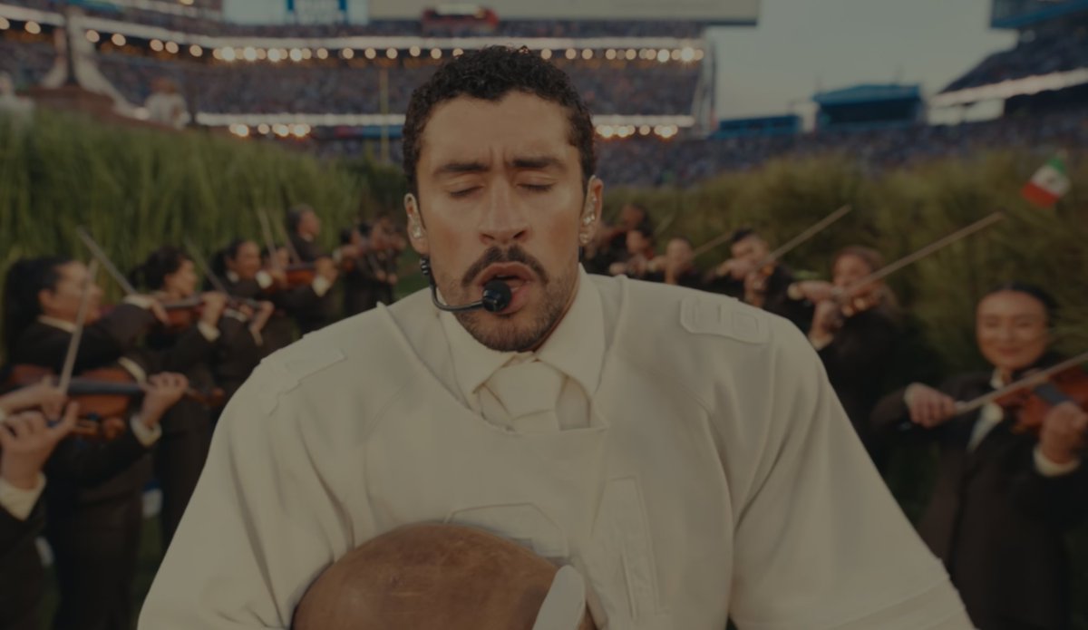 new benito bowl easter egg unlocked: a bush snuck in a tiny Mexican flag 😂