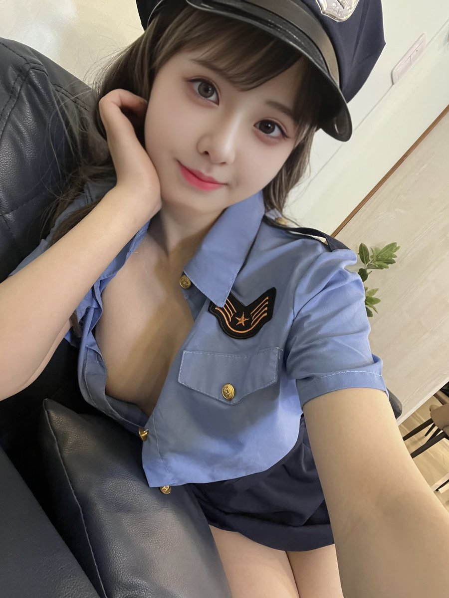 뉸나 사진

배경화면할사람? 노모로 보냄 🏡