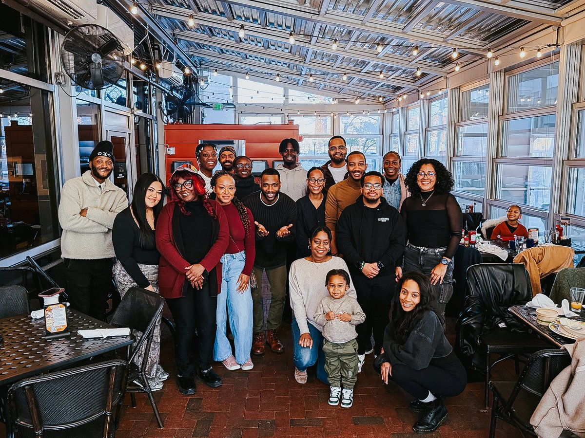 Yesterday, we held our Baltimore to Broad St Relay team brunch with Danielle Stanton - Executive Director of Jeremiah Program Baltimore.

Less than 120 hours until we take flight for Philly 🧡🦅

📍 To donate to the Jeremiah Program, visit community.jeremiahprogram.org/campaign/76387…