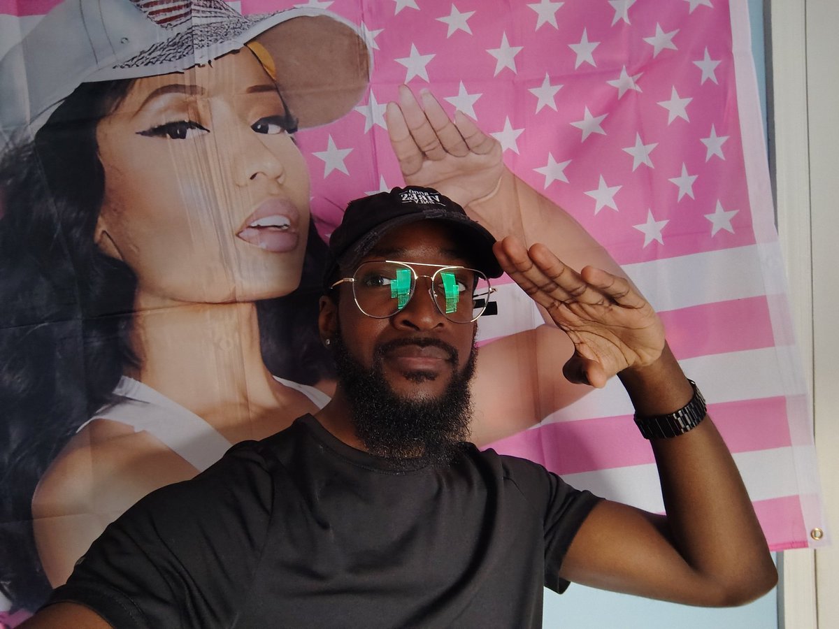 JCHndrxx's tweet photo. Uh oh, a barb received his first Nicki flag today! Thank you again @afukinblkbarbie for hooking me up with this. YOU are so appreciated ❤️🫶🏾

Now official republican barb! 🇺🇸🫡 #MakeAmericaGagAgain #maga #republicanbarb #BarbzxMAGA https://t.co/x1g4unLzeW