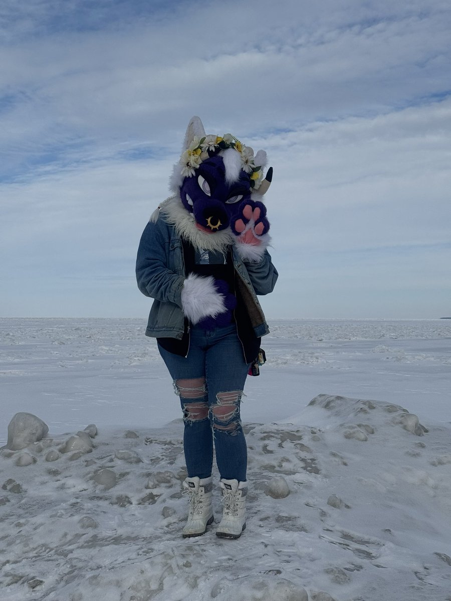 Wanna follow me onto the lake?